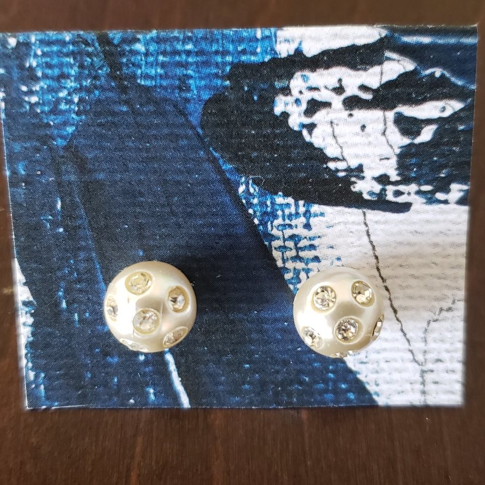 Anthropologie Pearl and Crystal Stud Earrings